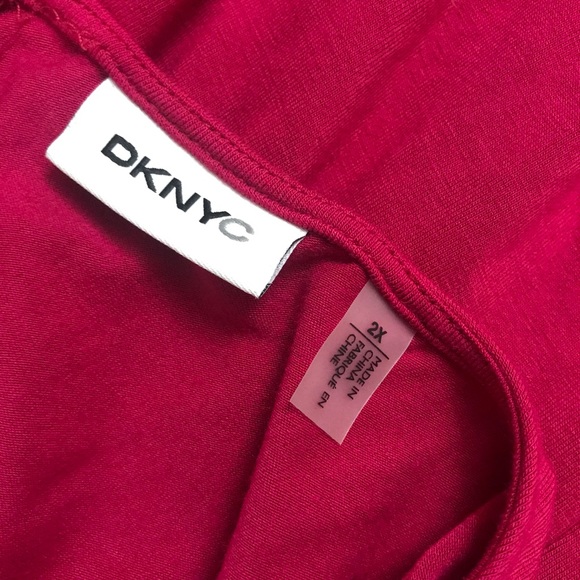 DKNYC fuchsia stretch pleated dress - Picture 4 of 7
